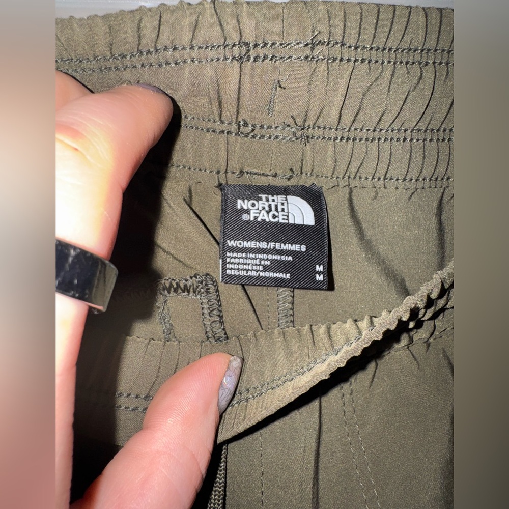 The North Face Olive Women's Track Pants - Picture 5 of 6